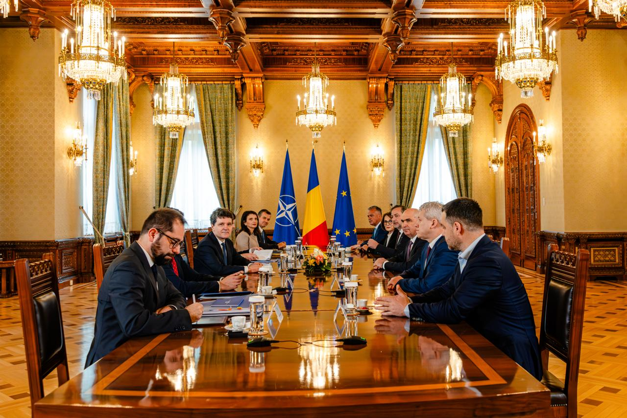 Nicușor Dan cheamă partidele la consultări: „Am semnat demisiile miniștrilor PSD”| Foto: presidency.ro