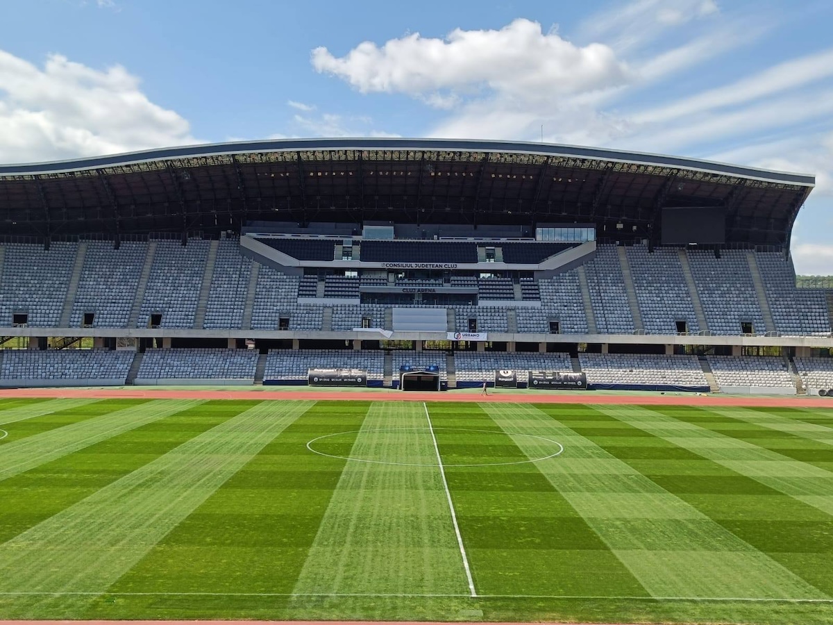 Gazonul de pe Cluj Arena, impecabil | Foto: Facebook, Alin Tișe