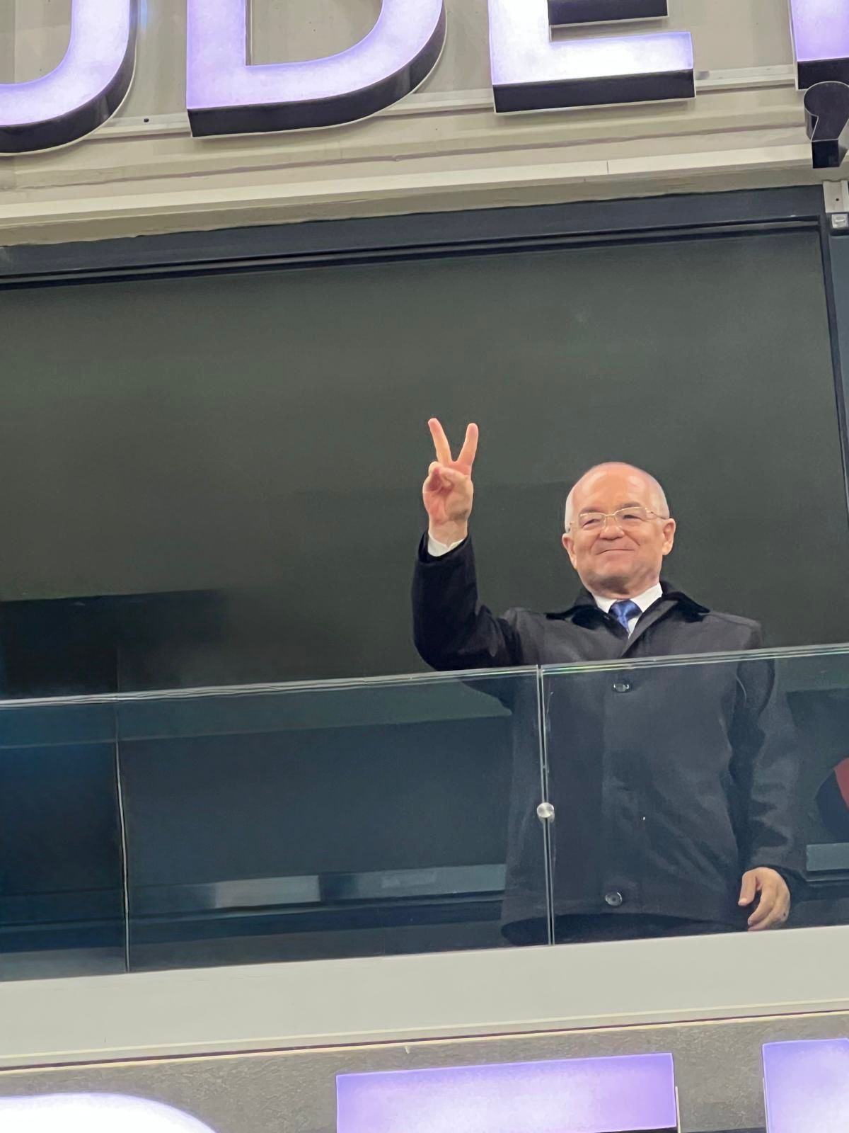 Emil Boc, bucuros nevoie mare după vitoria lui „U” cu FC Argeș | Foto: monitorulcj.ro / Fotografie ilustrativă