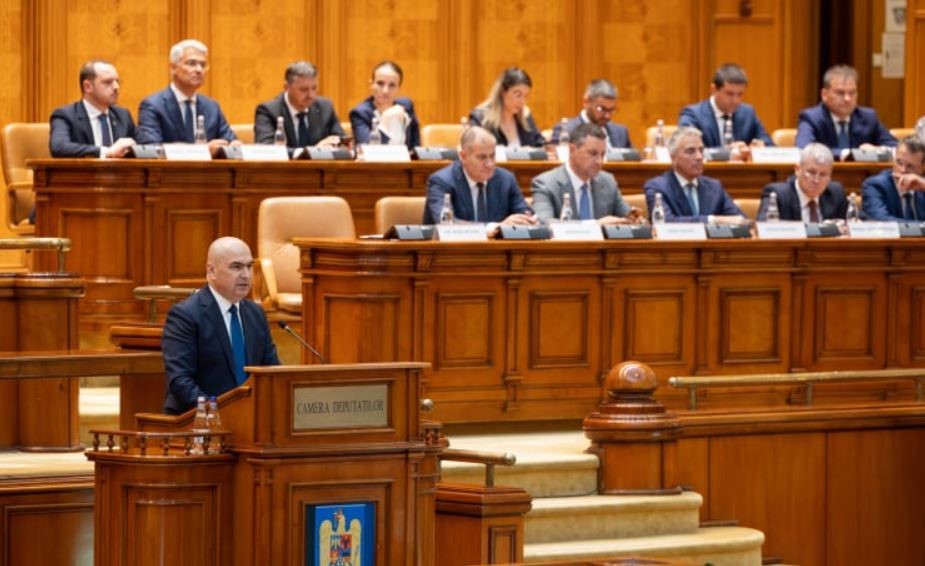 Bolojan: „Moţiunea «Stingem lumina», ca să o simplific, e una de genul: «Nu ne vindem companiile, le mulgem noi»”|Foto: gov.ro