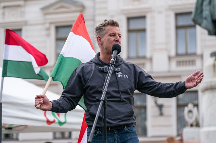 Peter Magyar este oficial noul premier al Ungariei. Ce mesaj a transmis | Foto: DepositPhotos.com