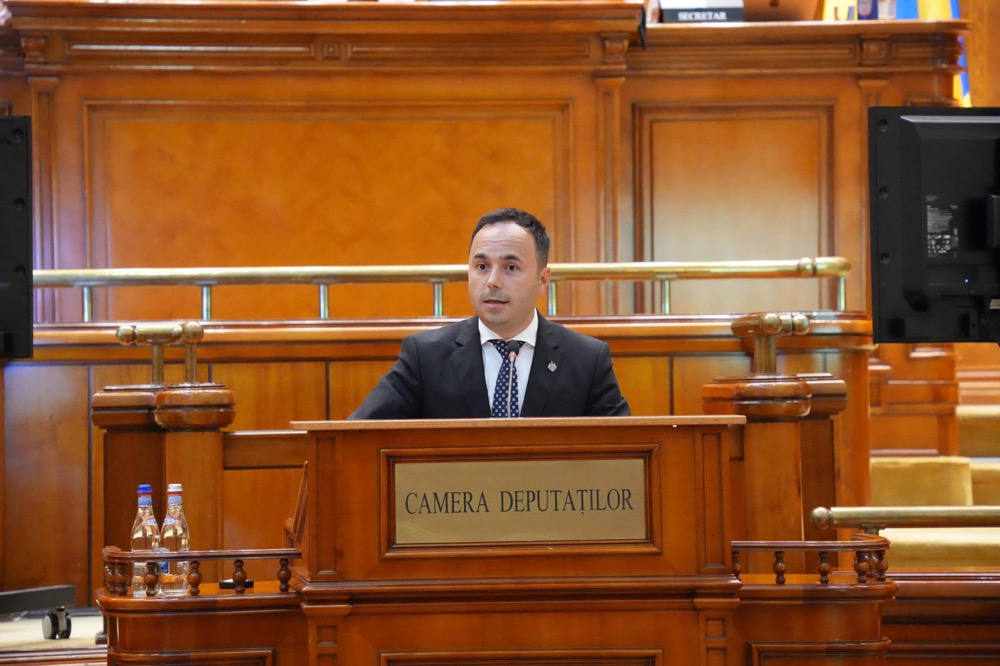 Camera Deputaților a adoptat legea care permite acordarea de finanțări multianuale pentru organizațiile neguvernamentale, proiectul fiind susținut de deputatul PNL Ovidiu Cîmpean.  | Foto: Facebook Ovidiu Cîmpean