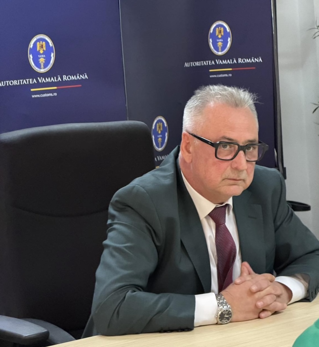 Şeful Autorităţii Vamale Române, Mihai Savin, reținut de procurori (surse) | Foto: Facebook, Autoritatea Vamală Română / Fotografie ilustrativă