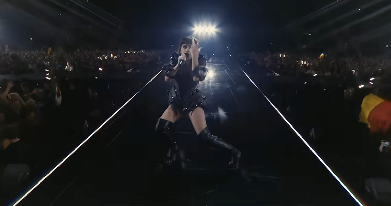 România a reușit o performanță importantă la Eurovision Song Contest 2026, după ce reprezentanta țării noastre, Alexandra Căpitănescu, a obținut locul al treilea în marea finală desfășurată sâmbătă seara la Viena. | Foto: captură de ecran / YouTube/ Eurovision Song Contest