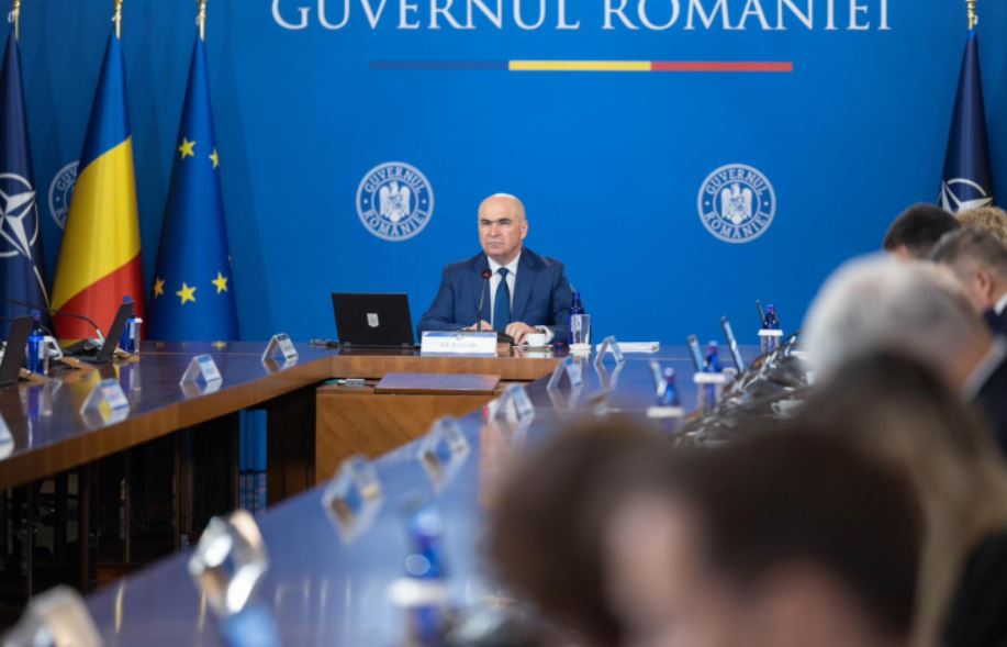 România riscă să piardă bani din PNRR! Bolojan anunță ședințe cu prefecții și primarii din țară: „Proiectele care nu vor fi încheiate la termen, vor trece de la granturi la componenta de împrumuturi”.| Foto: gov.ro