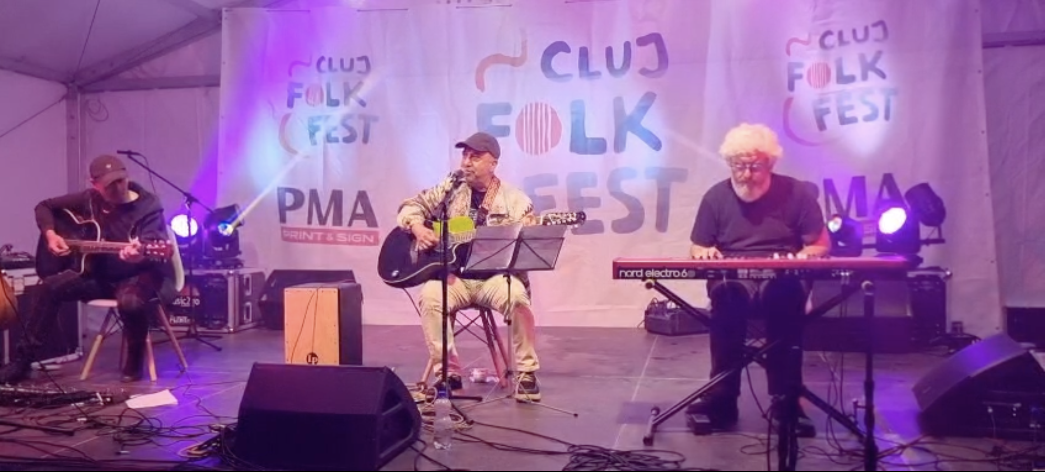 Emeric Imre, pe versuri de Alin Tișe, la Cluj Folk Fest 2026 | Foto: monitorulcj.ro