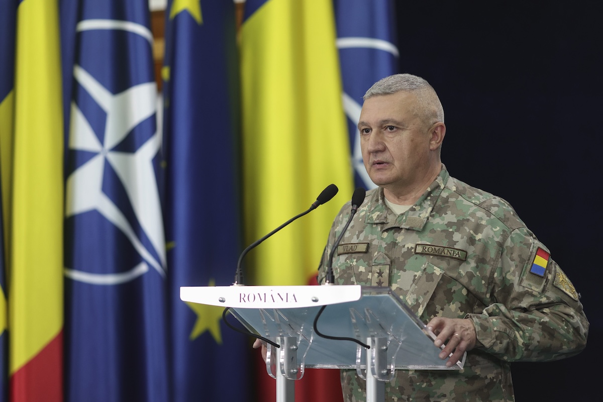 Șeful Statului Major al Apărării, generalul Gheorghiță Vlad, audiat la DNA militar | Foto: Inquam Photos /Octav Ganea