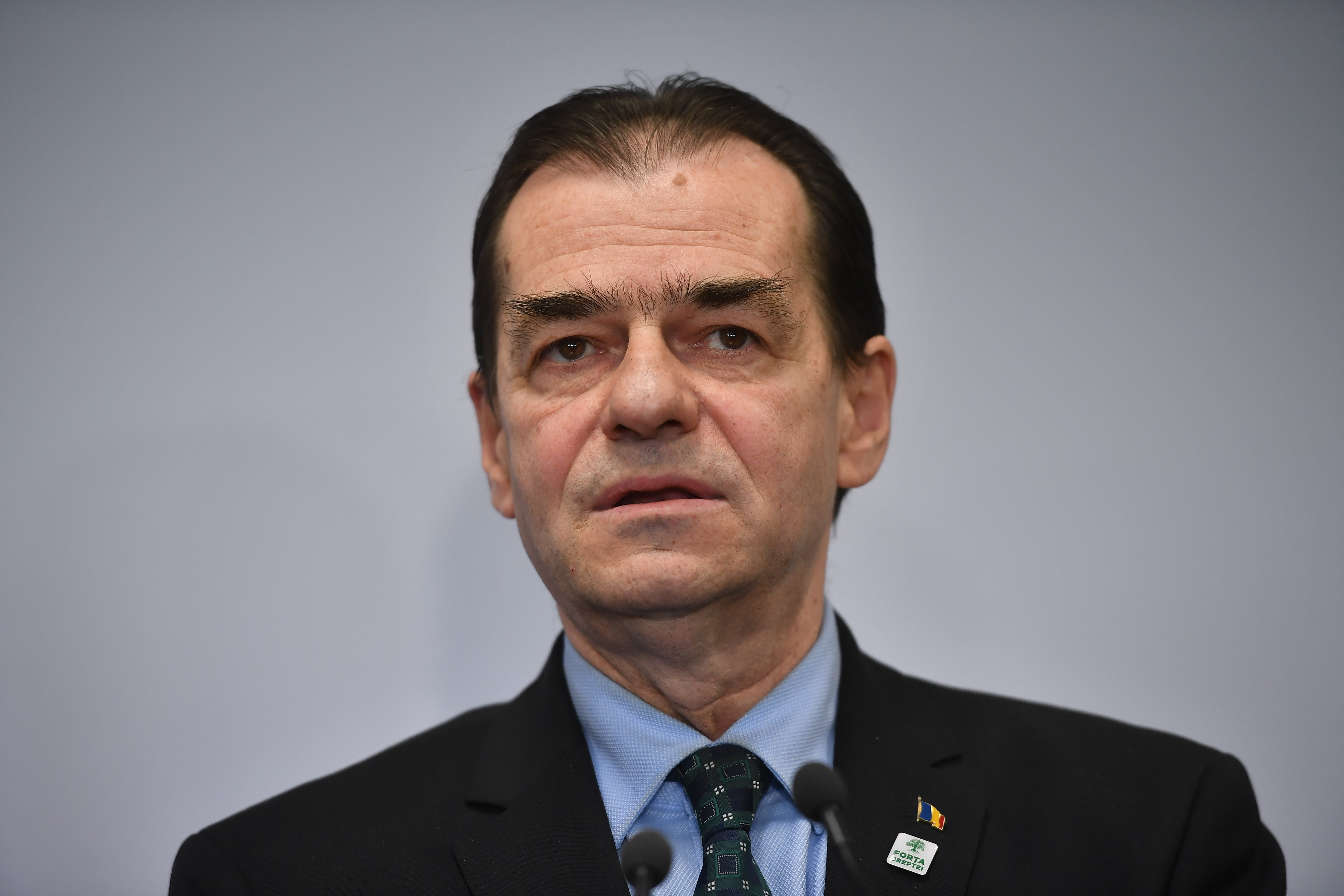 Fostul lider PNL și actualul președinte al Forța Dreptei, Ludovic Orban, îi transmite președintelui Nicușor Dan să nu îi ofere lui Sorin Grindeanu mandatul de formare a noului Guvern. Foto: GRIGORE POPESCU / AGERPRES FOTO