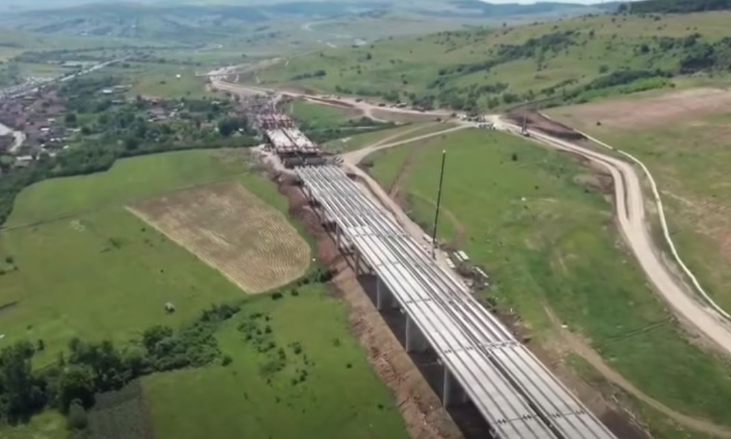 Autostrada Transilvania: Stadiul fizic al lucrărilor pe secțiunea Nădășelu-Mihăiești se apropie de 68%|Foto: Cristian Pistol - Facebook
