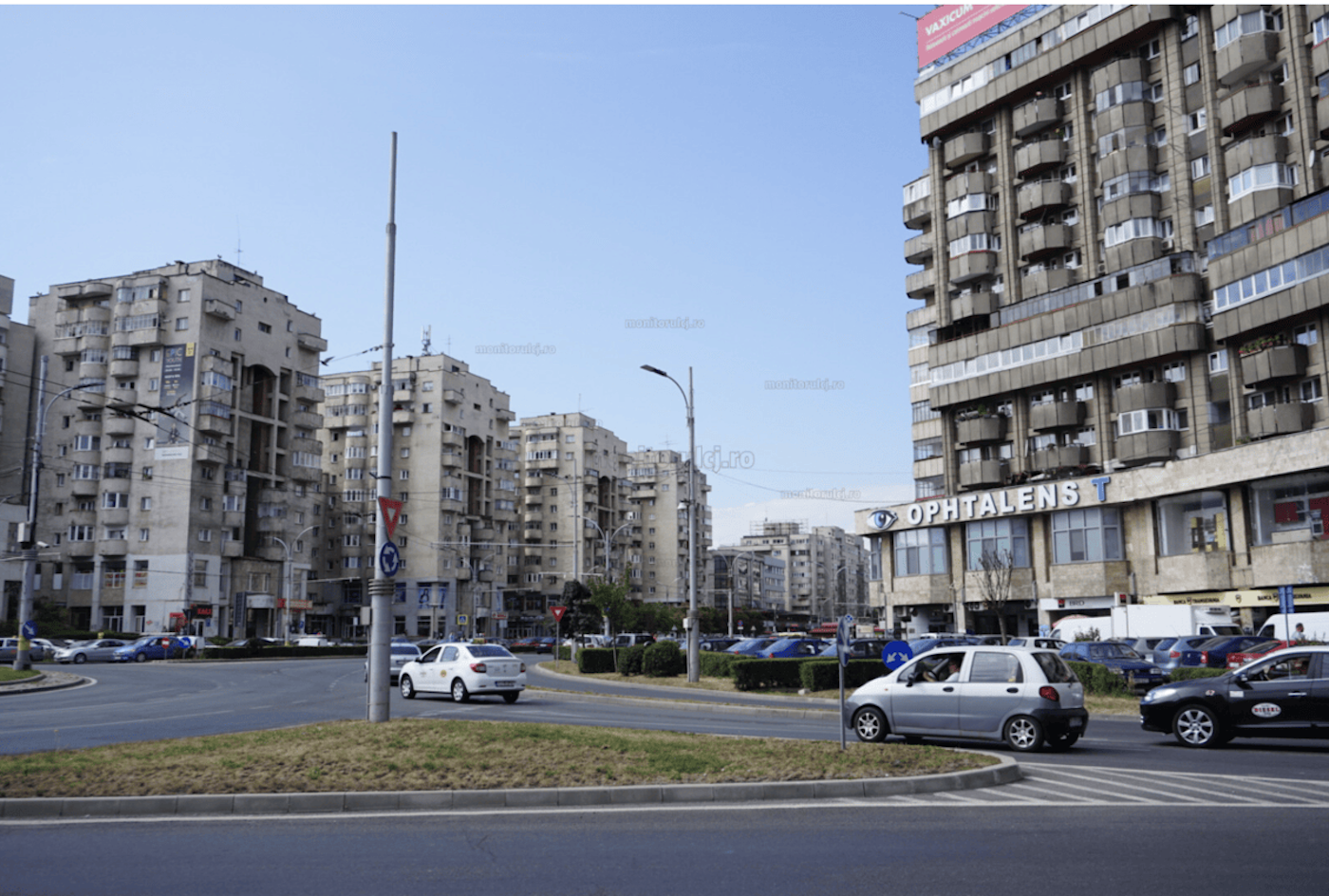 Prețurile de construcție pentru locuințe au crescut cu peste 130% în România în perioada 2015-2025. Blocuri Cluj-Napoca, zona Piața Mărăști | Foto: monitorulcj.ro