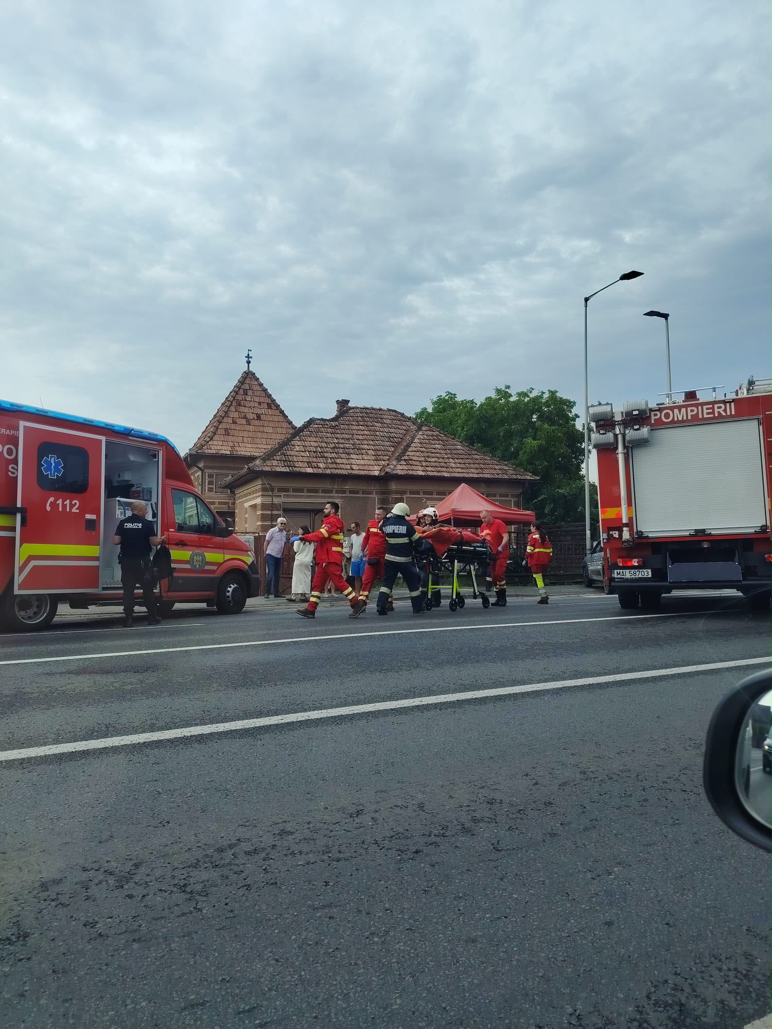 Pieton lovit pe trecerea de pietoni în Florești | Foto: Andreea Juncan