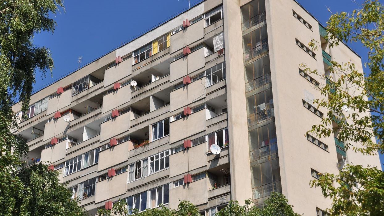 Adăposturile civile din blocuri, reparate din fonduri publice locale: Situația „buncărelor” din România|Foto: monitorulcj.ro
