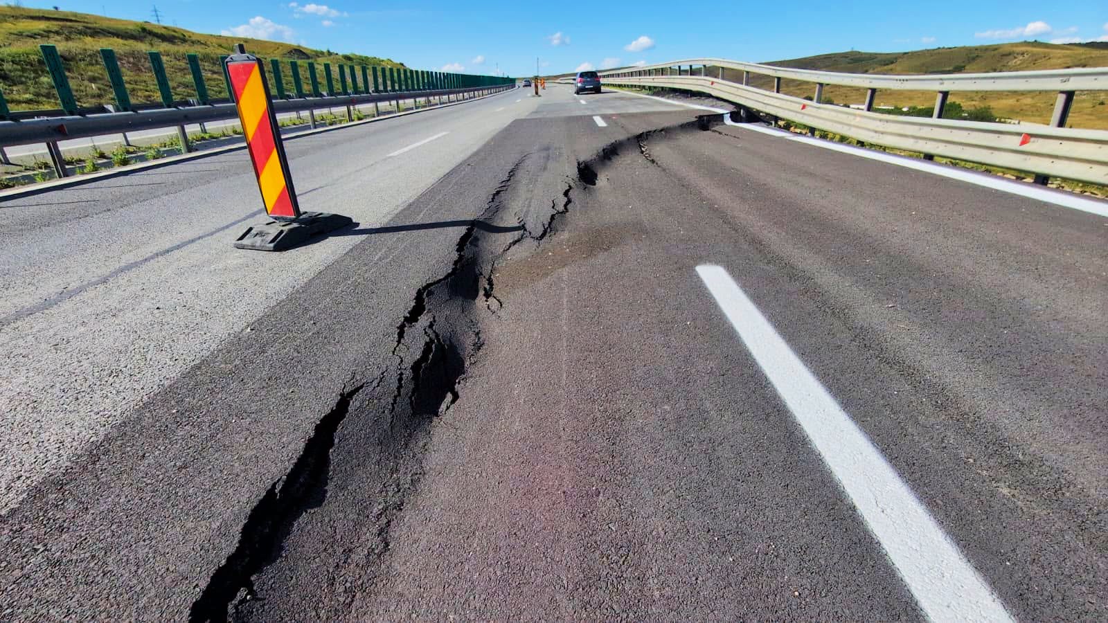Constructorul lotului 4 al Autostrăzii A10 Sebeș–Turda și-a asumat executarea lucrărilor de remediere a surpării produse la kilometrul 66, precum și suportarea integrală a costurilor. | Foto: Asociația Pro Infrstructură - Facebook