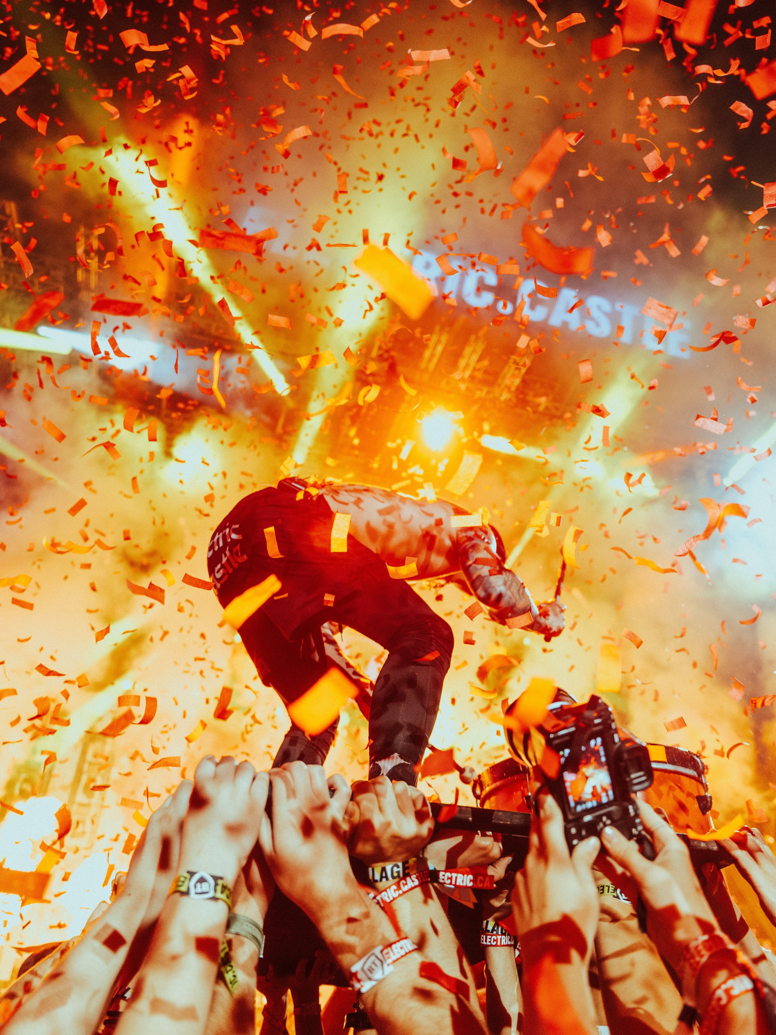 „Bonțida, are you ready?”. Twenty One Pilots a făcut spectacol total la Electric Castle, în fața a zeci de mii de fani!