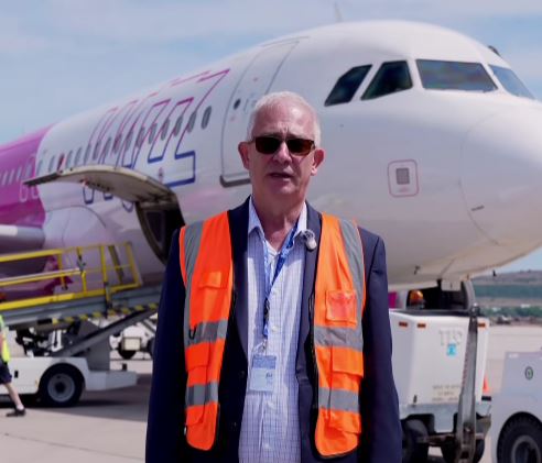 David Ciceo, directorul Aeroportului Internațional Cluj, mesaj de Ziua Aviației Române: „Cu peste 60 de destinații în peste 25 de țări, dezvoltarea Aeroportului reprezintă o prioritate”|Foto: Aeroportul Internațional „Avram Iancu” Cluj - Facebook