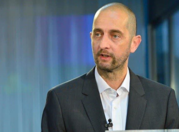 Dragoș Damian, Terapia Cluj: „România nu a ajuns în coșul de gunoi al economiei, în «Junk». Este meritul celor care muncesc în industrie, construcții și agricultură, ei duc greul acestei țări.”