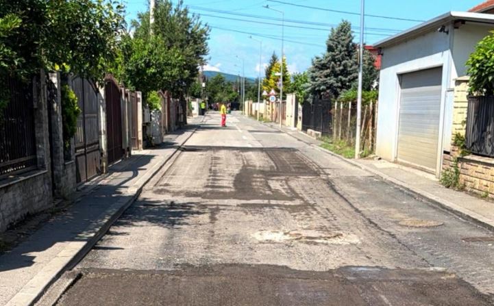 Primarul Bogdan Pivariu, despre lucrările de asfaltare a străzii Dumitru Mocanu din Florești: „Au fost realizate intervenții suplimentare de decolmatare”
