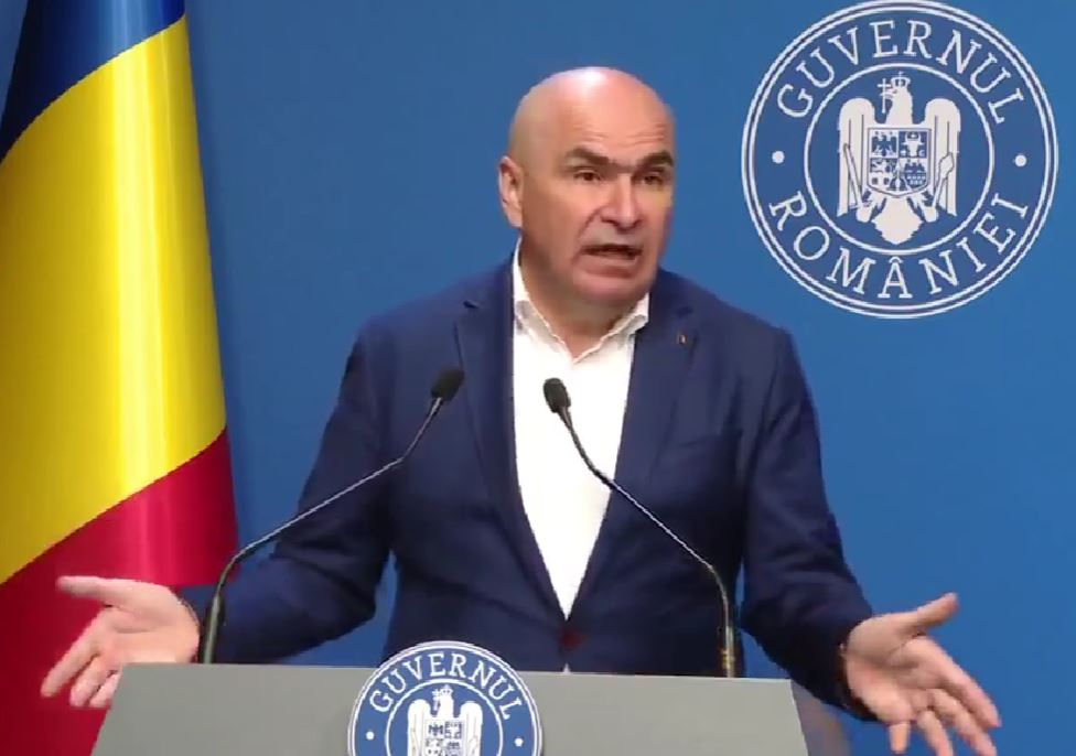 România, în așteptarea evaluării Moody’s privind ratingul de țară. Bolojan: „Dacă nu continuăm reducerea cheltuielilor, ne putem întoarce în fundătura ce a urmat dezmățului bugetar”.|Foto: captura video Conferința de presă susținută de Ilie Bolojan în 31 iulie 2026| Sursa: Guvernul Romaniei - Facebook