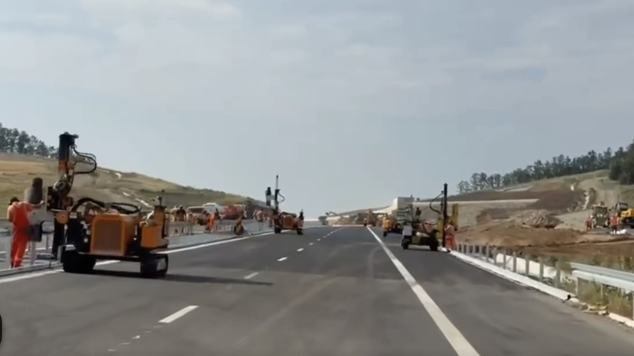 Începe recepția lucrărilor pentru lotul Zimbor - Poarta Sălajului, parte a Autostrăzii Transilvania. „Ciotul” de 12 km va fi dat în circulație.