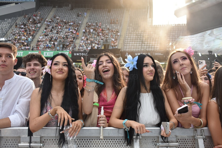 Untold, în plină forță: 130.000 de participanți au cântat și dansat până în zori, în cea de-a doua zi de festival