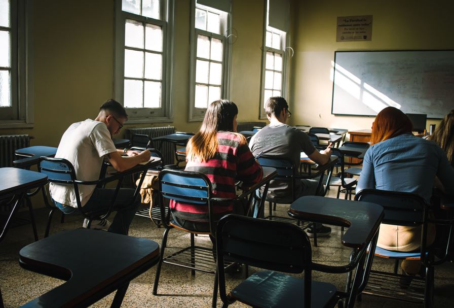 Bacalaureat 2026, sesiunea de toamnă: luni încep probele scrise