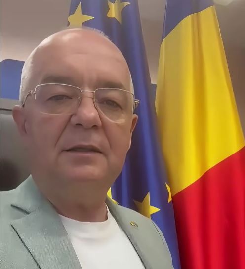 Emil Boc, apel pentru educație digitală și control asupra conținutului din social media în urma atacului asupra echipajului de ambulanță din Cluj: „Violența nu poate fi tolerată!”