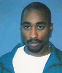 Duane „Keffe D” Davis, de 63 de ani, a fost condamnat pentru implicarea sa în asasinarea rapperului Tupac Shakur, ucis prin împușcare la Las Vegas, în 1996. | Credit foto: California DMV / Wikimedia Commons
