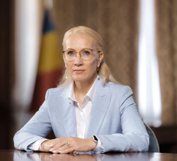 Deputata clujeancă Ramona Bruynseels (AUR): „După atâtea luni de blocaj, nu mai există altă soluție decât un guvern cu AUR”