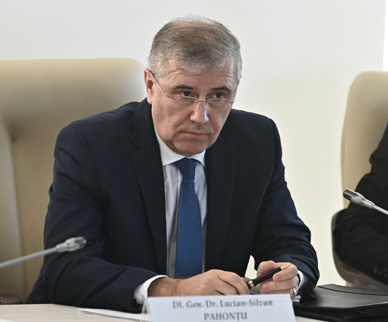 Lucian Pahonțu, șeful SPP ia aproape 9.000 de euro lunar de la stat. Pensia militară îi depășește salariul de general activ!