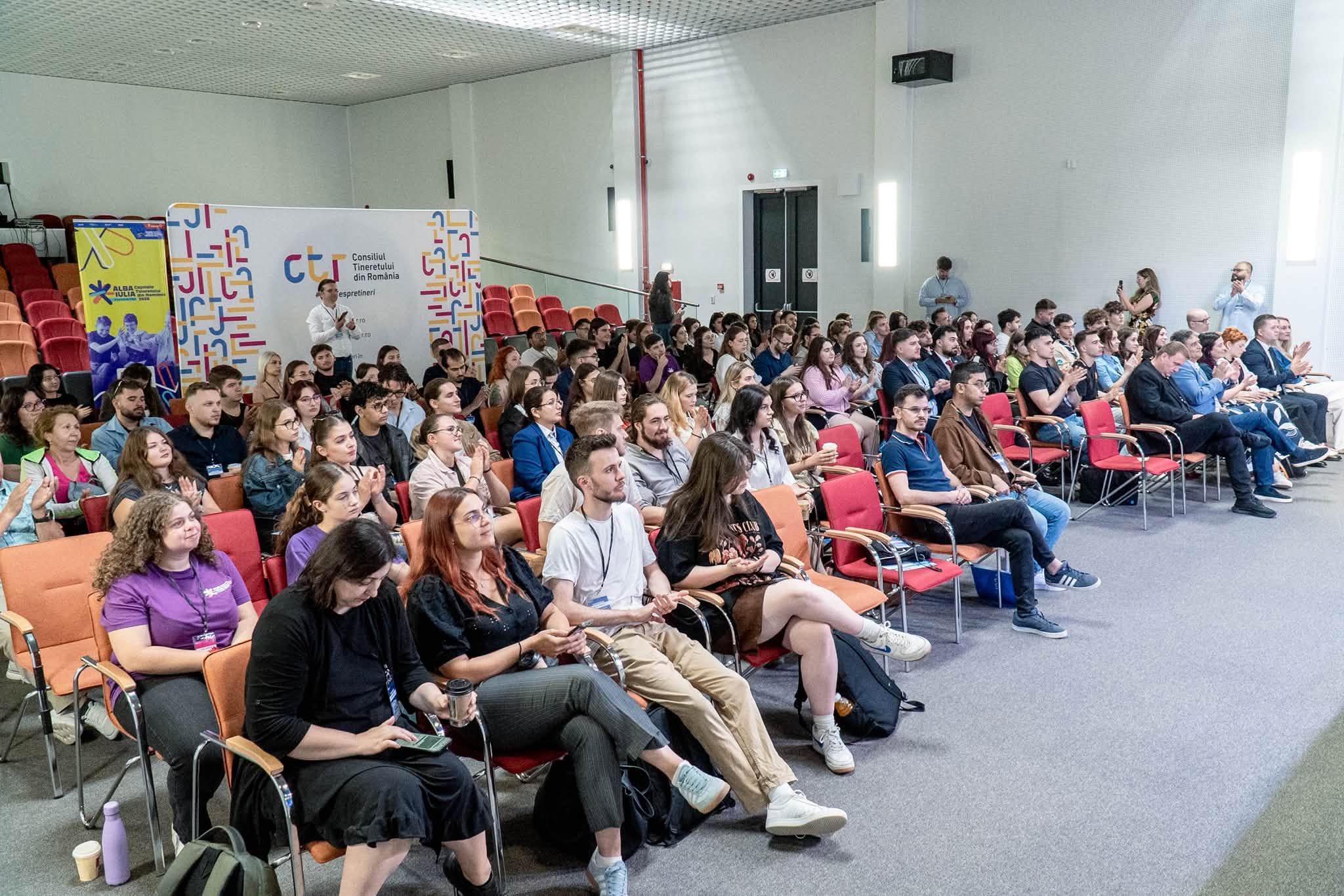 Tinerii devin parte din procesul de selecție pentru Capitala Tineretului din România 2028, prin Youth Voice