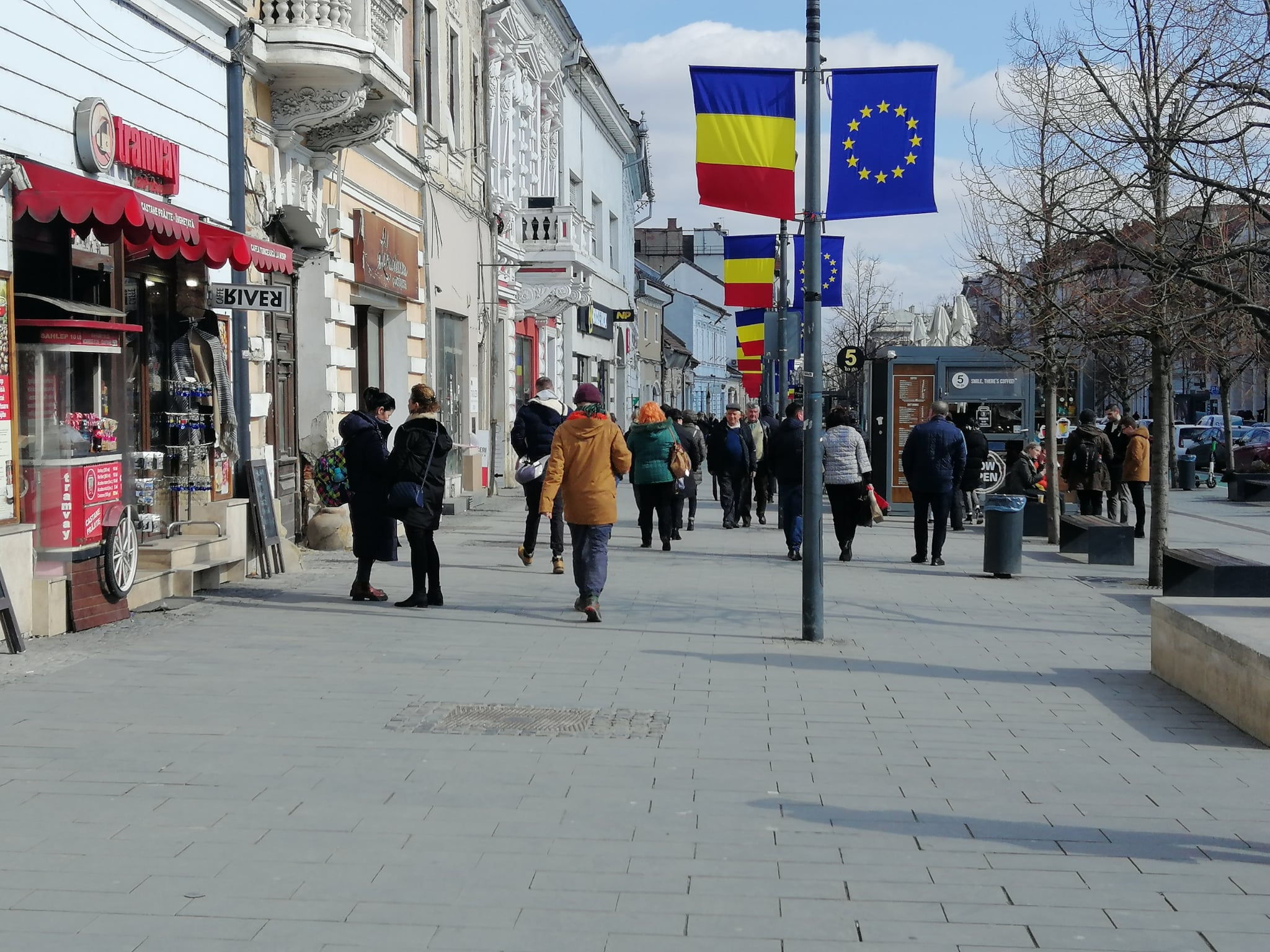 AUR rămâne pe primul loc în intenția de vot a românilor | Foto: monitorulcj.ro
