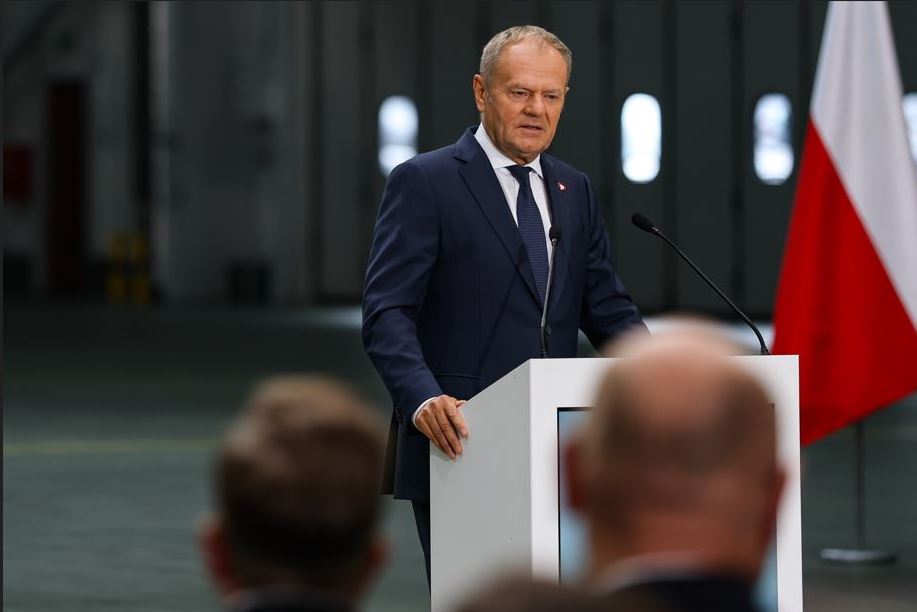 Donald Tusk anunță măsuri de întărire a securității în urma atacului Rusiei: Mai mulți oficiali europeni, în trenul lovit de o dronă aproape de granița cu Polonia