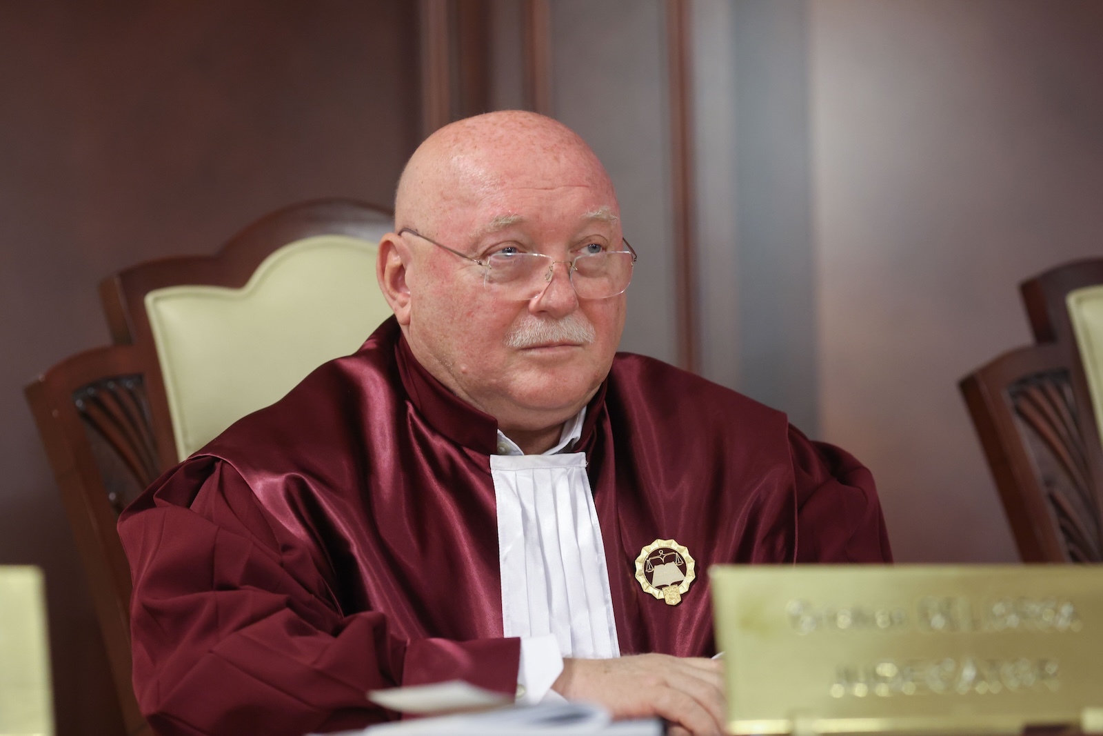 Judecătorul CCR Cristian Deliorga, chemat la audieri în Senat în cazul zborului la Mykonos. Fotografie realizată în 22 mai 2025. | Foto: Inquam Photos / George Călin