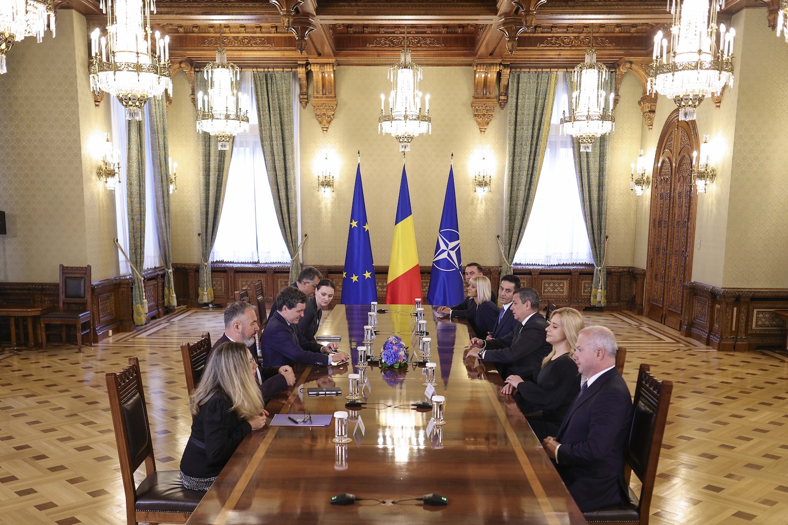 Sorin Grindeanu: „România are nevoie de un guvern”. Fotografie realizată joi, 17 septembrie 2026, la consultările dintre PSD și Nicușor Dan la Palatul Cotroceni | Foto: Inquam Photos / Octav Ganea