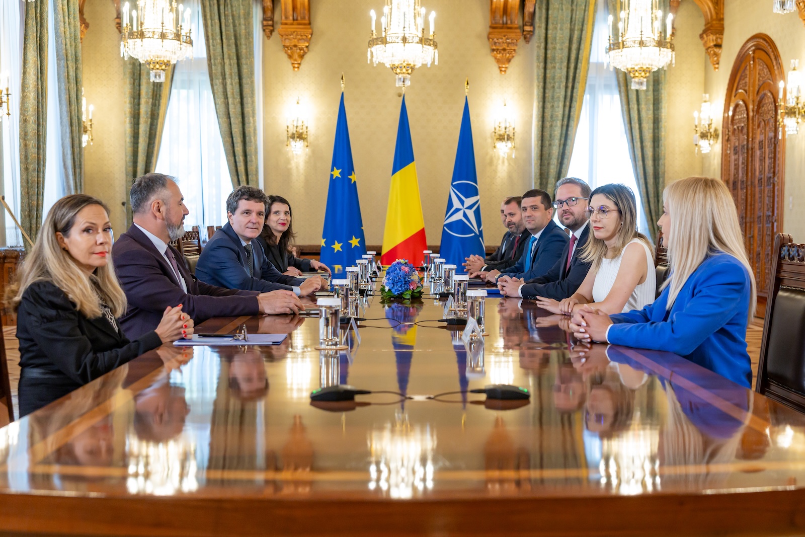 USR menține propunerea lui Sigfried Mureșan pentru funcția de premier. Dominic Fritz: „Suntem deschiși și pentru o altă nominalizare a președintelui”.