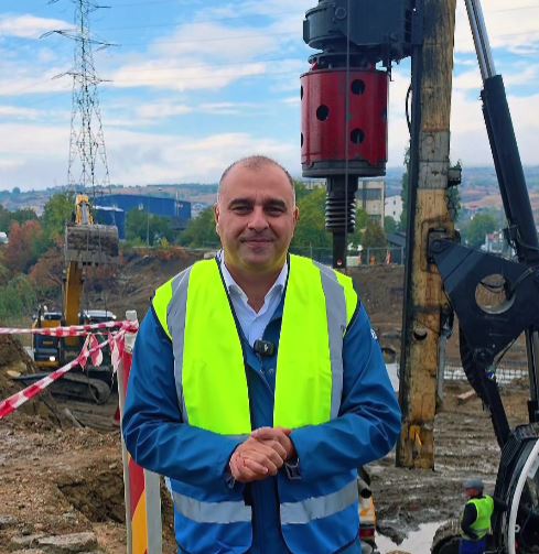 Lucrările la Podul de pe strada Fabricii de Zahăr avansează în teren. Viceprimarul Dan Tarcea: „O nouă legătură rutieră peste Someș, construită de la zero”.|Foto: Dan Ștefan Tarcea - Facebook