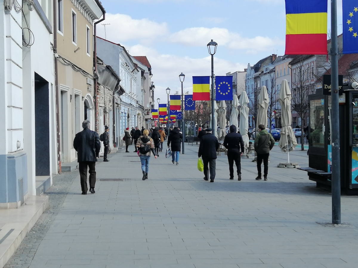 Risc crescut de retrogradare a României în categoria „junk” din cauza crizei politice. Analist economic: „Pierderea ratigului nu se repară odată cu instalarea unui guvern”