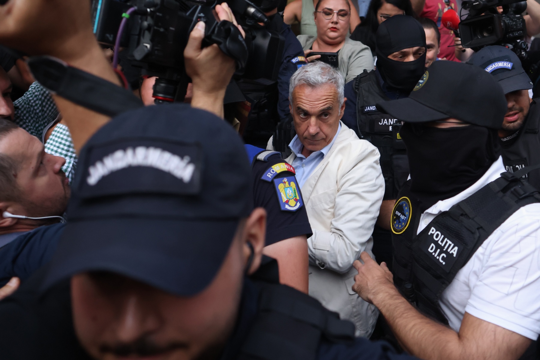 Călin Georgescu, plasat sub control judiciar în dosarul în care este acuzat de înșelăciune | Foto: Inquam Photos / George Călin
