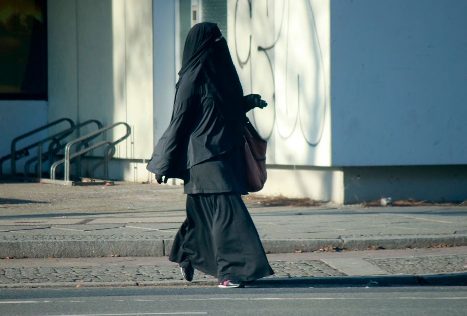 Italia interzice vălul în școli și limitează numărul elevilor străini dintr-o clasă| Foto: DepositPhotos.com