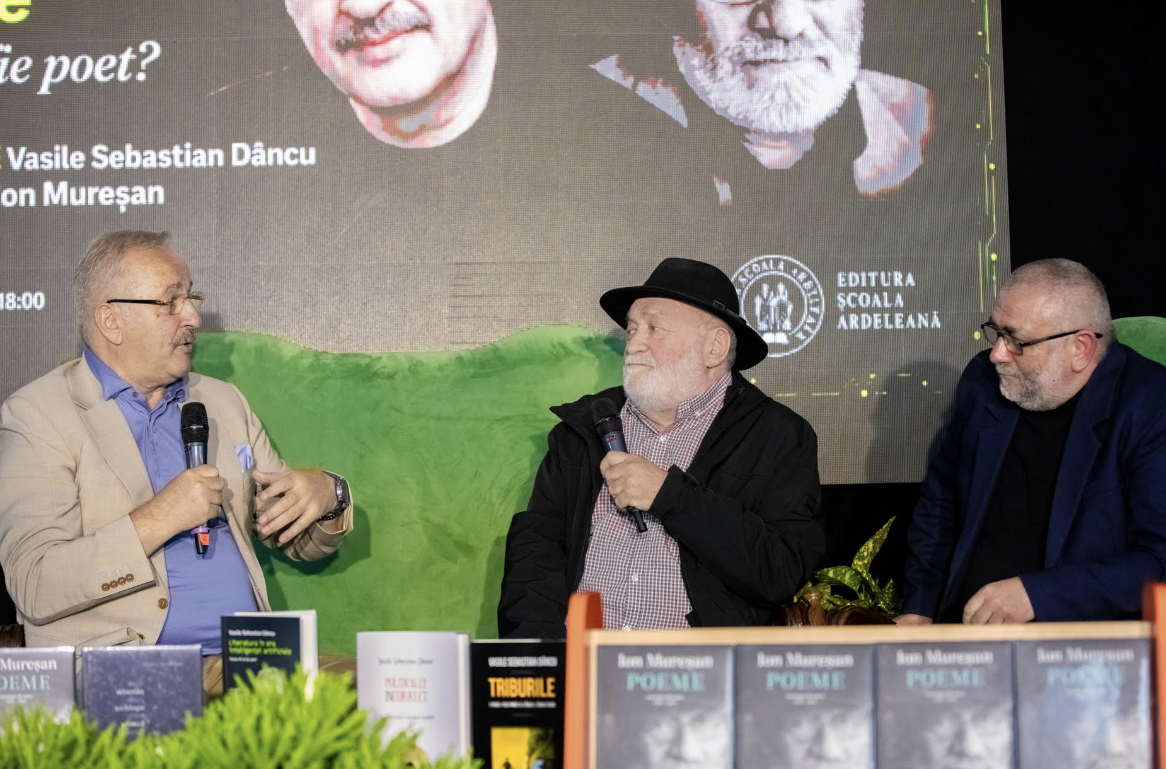 Poate inteligența artificială să scrie poezie adevărată? Vasile Dâncu și Ion Mureșan au căutat răspunsul la FICT 2026