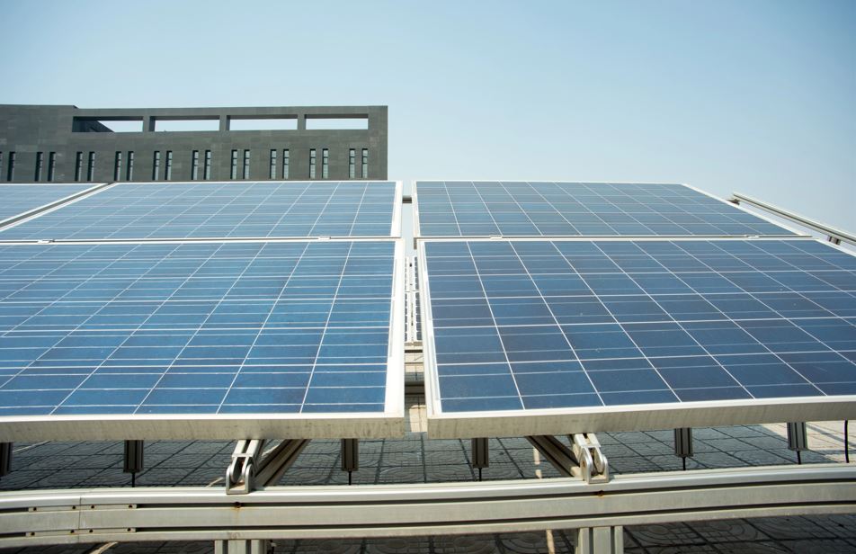Noi capacități de producție și stocare a energiei din surse regenerabile, pentru spitalele din Cluj: 3,7 milioane de lei, fonduri nerambursabile, pentru creșterea gradului de independență energetică a unităților medicale