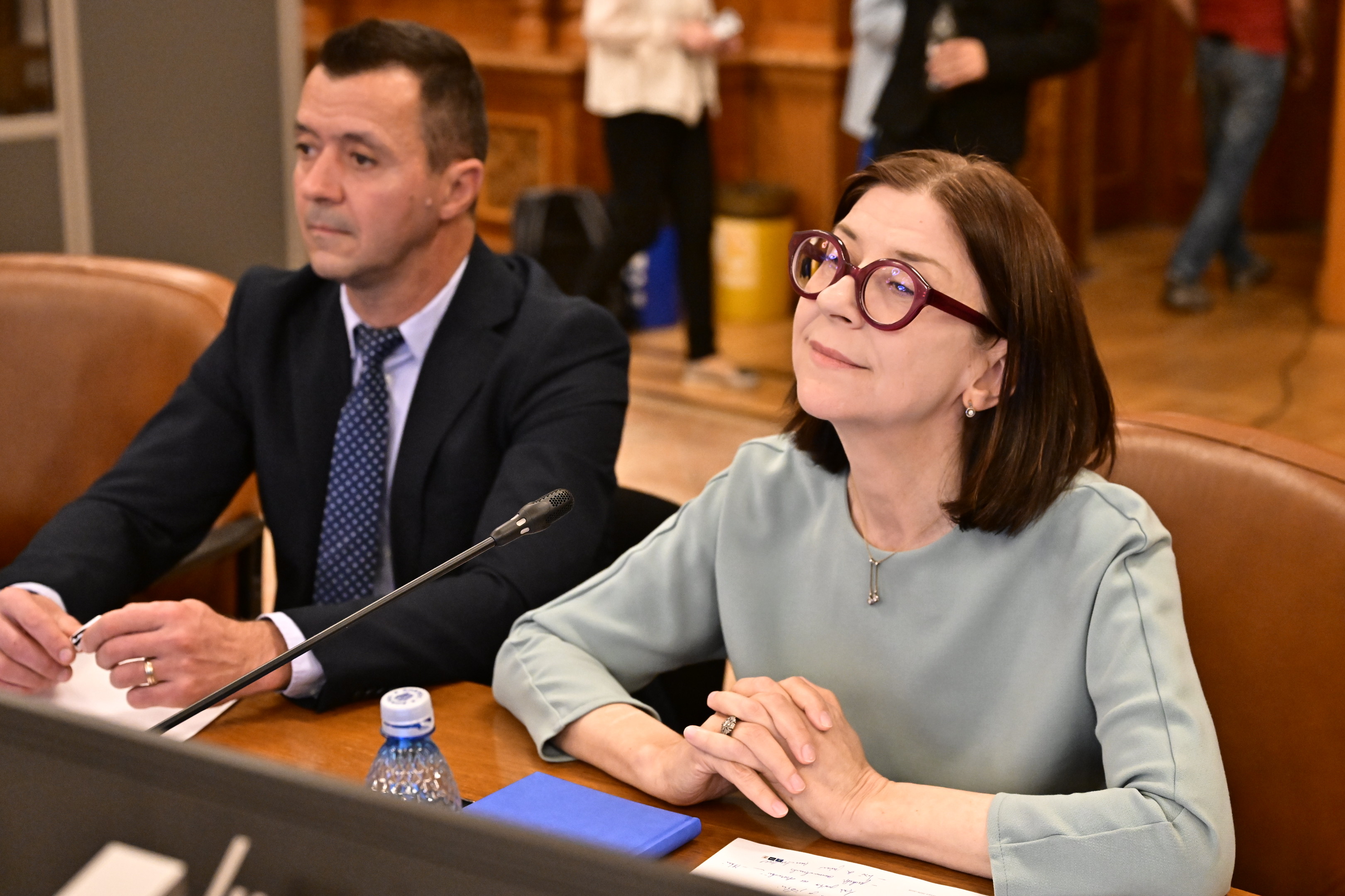 Audierea ministrului propus de premierul desemnat Siegfried Muresan pentru Ministerul Justitiei, Andrea Chis, in cadrul comisiilor de specialitate din Parlament.|Foto:  MIHAI POZIUMSCHI / AGERPRES FOTO