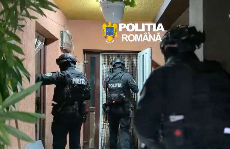 Percheziții DNA în Cluj și alte județe, într-un dosar de corupție: Sunt vizați polițiști de frontieră și lucrători vamali|Foto: Poliția Română