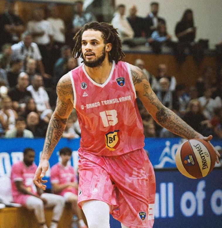 U-BT a ajuns în Germania pentru duelul cu Skyliners Frankfurt din BKT EuroCup / Foto: U-BT Cluj-Napoca Facebook