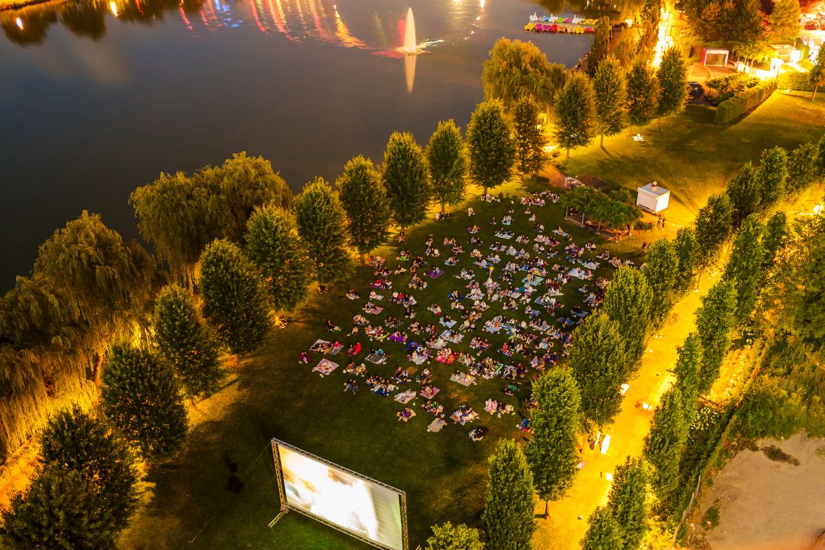 Фестиваль Movie Nights в Клуж-Напоке завершился показом фильма «Дневник памяти» при участии более 4000 зрителей
