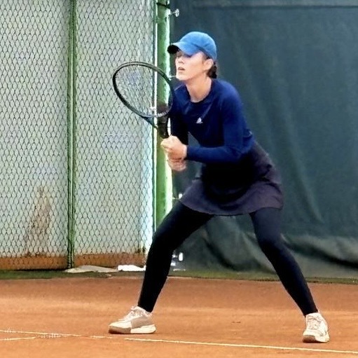 Patricia Irimieș, la turneul de tenis Trofeul Marc – Cupa Lewis Automobile, turneu de categoria 1 al Federației Române de Tenis, unde a obținut locul al doilea la U18 | Foto: arhiva personală Patricia Irimieș