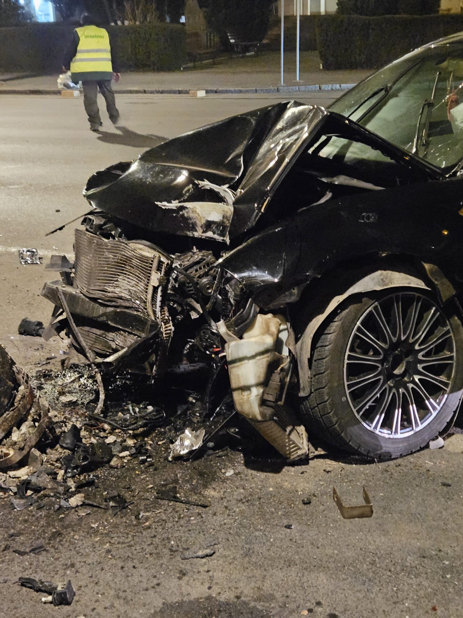 Accident în noaptea de 8/9 martie, pe Calea Dorobanților, din Cluj-Napoca.. Foto: Flavia Fyzz / © monitorulcj.ro