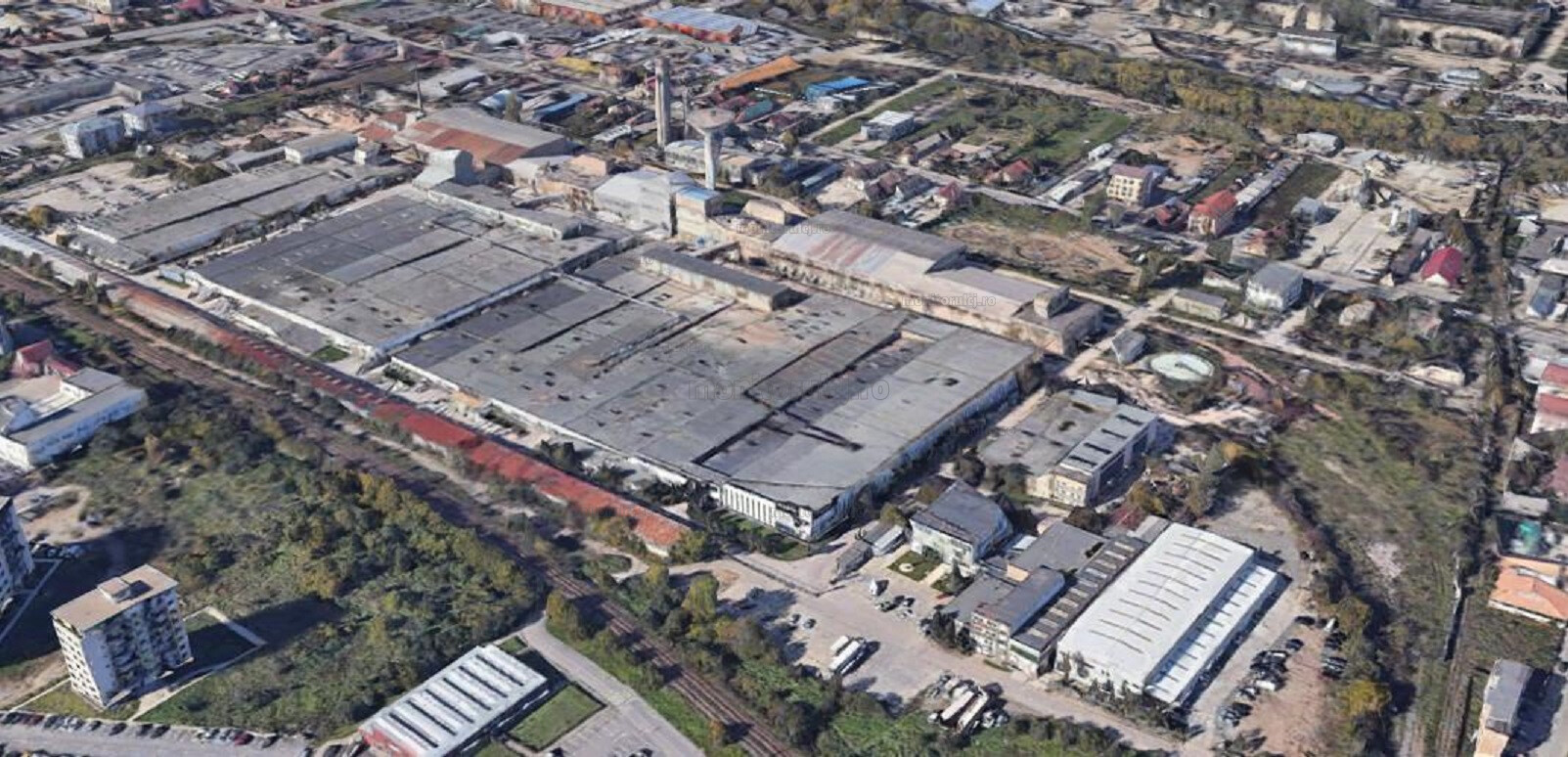 În locul halelor Sanex, pe o suprafață de peste 17 hectare va fi dezvoltat un proiect mixt: rezidențial, comercial și birouri. Compania care investește în acest proiect major de regenerare urbană este Prime Kapital, un dezvoltator imobiliar de referință, cu un portofoliu amplu de realizări atât în țară, cât și în străinătate. 